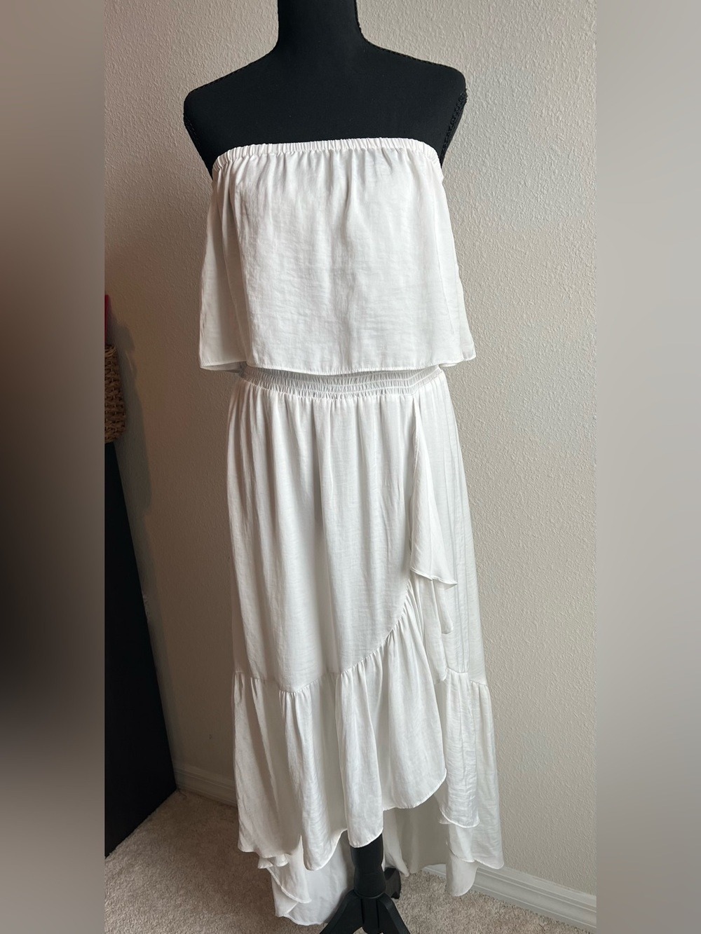 Naked Zebra White Shimmery Tiered Strapless Hi-Low Maxi Dress M Beach Wedding
